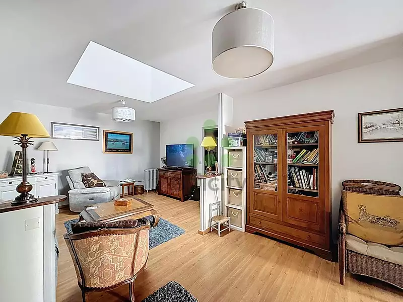 Maison, 220 m²