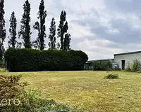 Terrain, 703 m²
