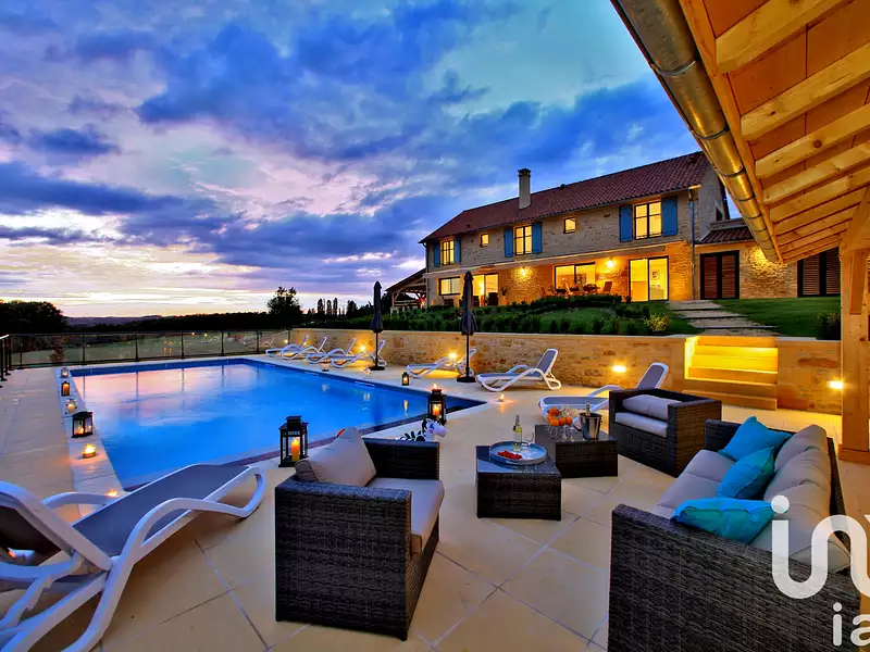 Maison, 760 m²