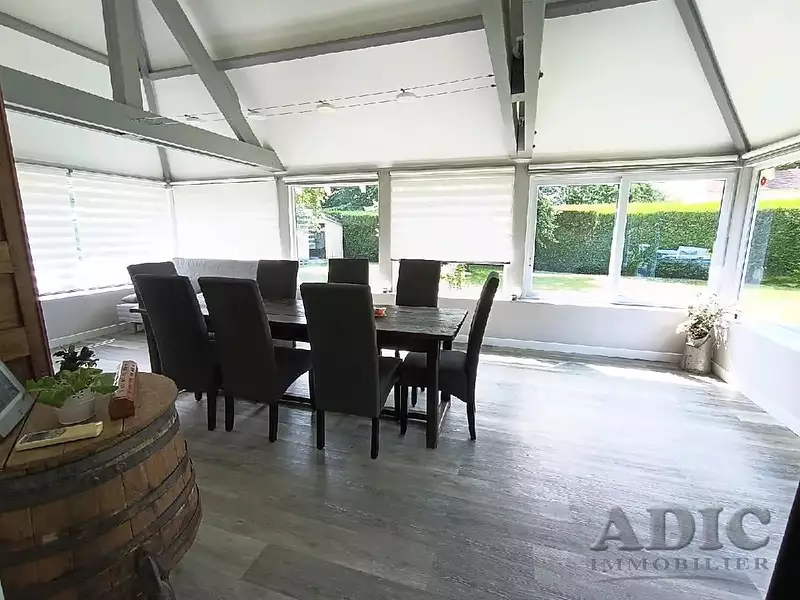 Maison, 185 m²