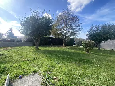 Terrain, 360 m²