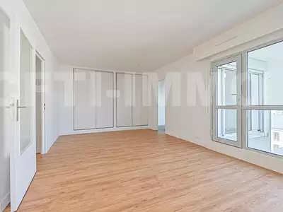 1 050 € CC Appartement • 39 m² • 1 pièce Paris 19ème (75019)