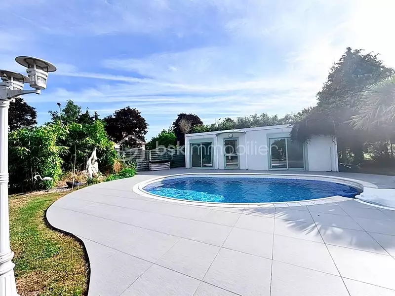 Maison, 199 m²