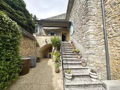 Maison, 280 m²