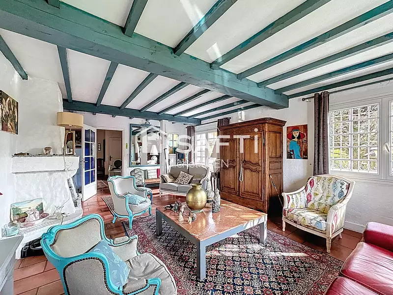 Maison, 232 m²