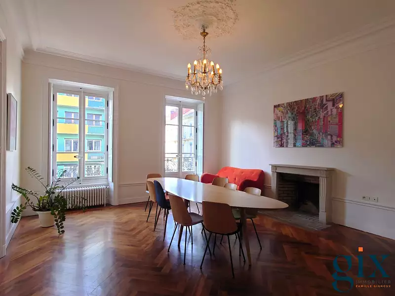 Appartement, 180,43 m²