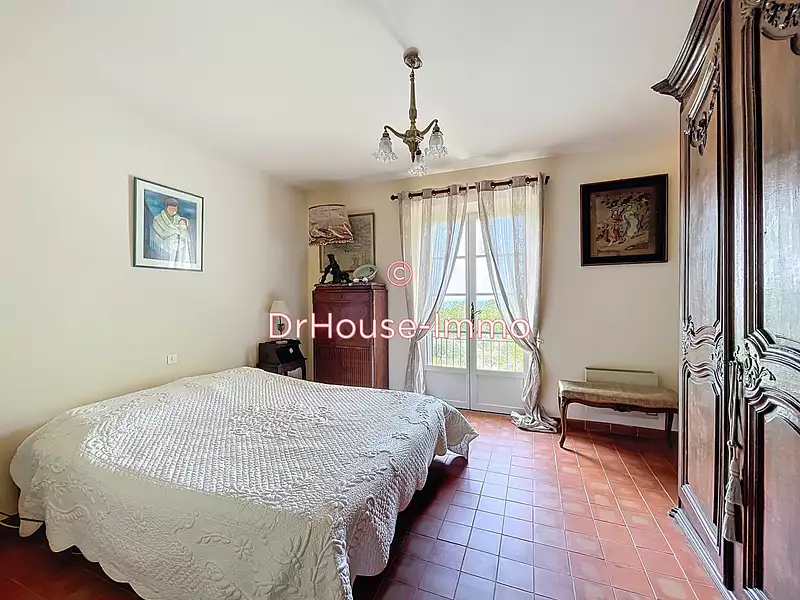 Maison, 218,5 m²