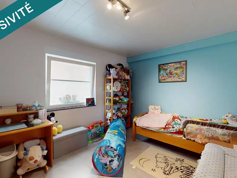 Maison, 168 m²