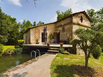 Maison, 166 m²