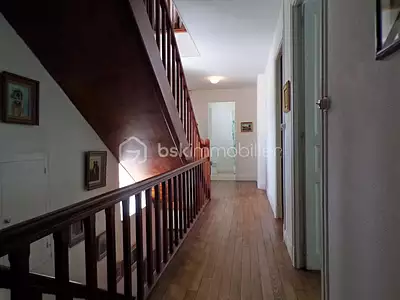 Maison, 260 m²