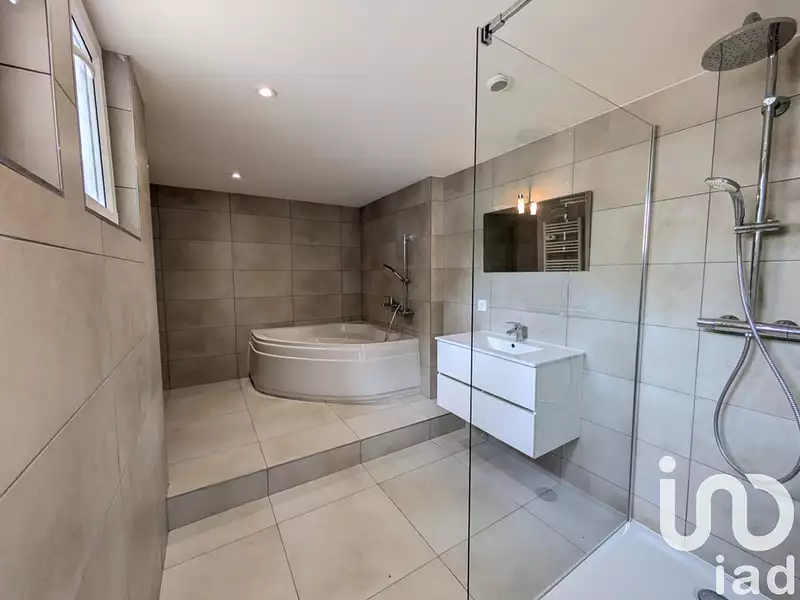 Appartement, 142 m²