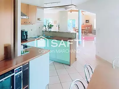 Maison, 238 m²