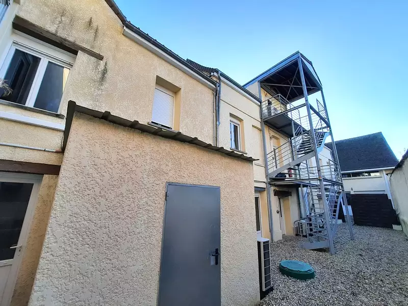 Immeuble, 370 m²