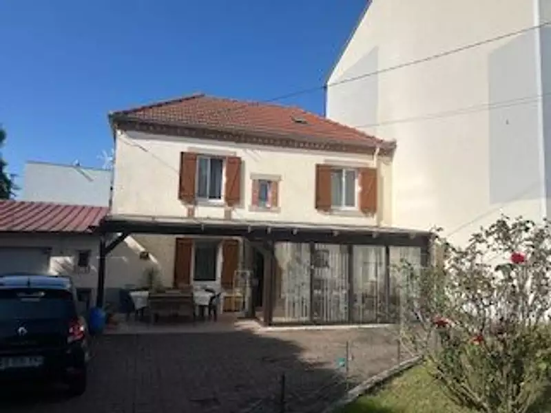 Maison, 90 m²