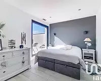Maison, 235 m²