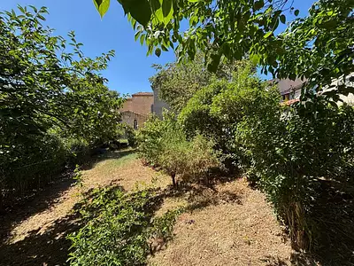 Terrain, 338 m²