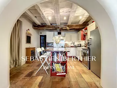 Maison, 180 m²