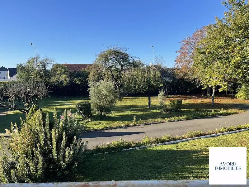 Maison, 230 m²