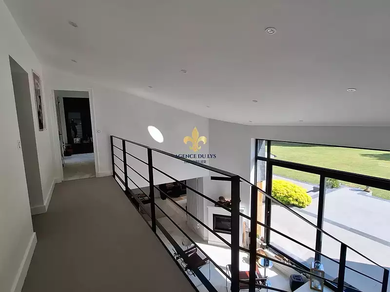 Maison, 256 m²