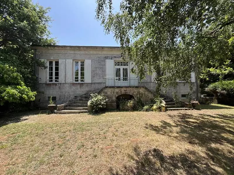 Maison, 260 m²