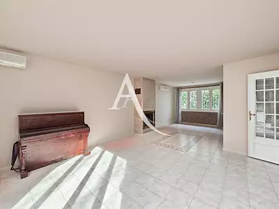 Maison, 121 m²