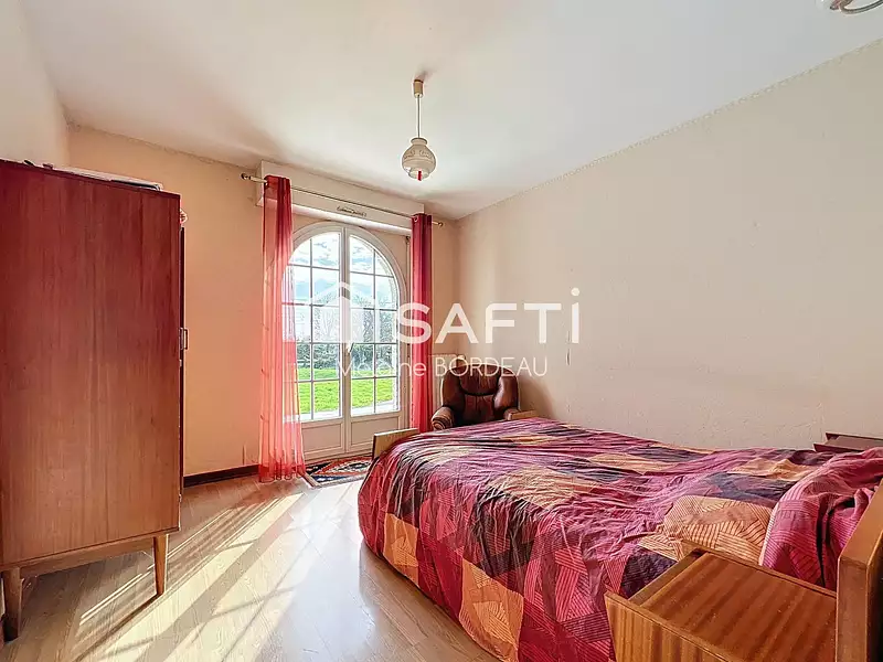 Maison, 230 m²
