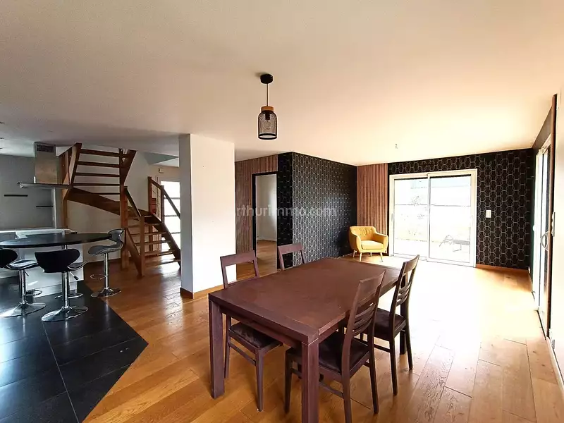 Maison, 113 m²
