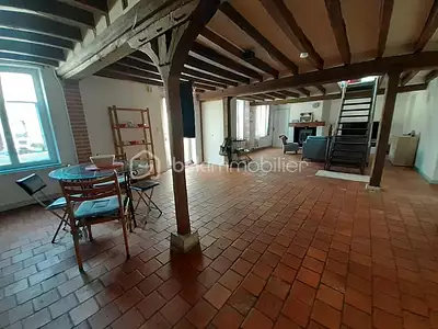 Maison, 166 m²