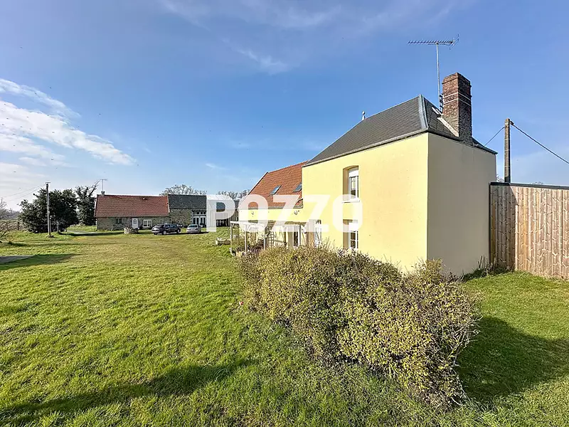 Maison, 305 m²