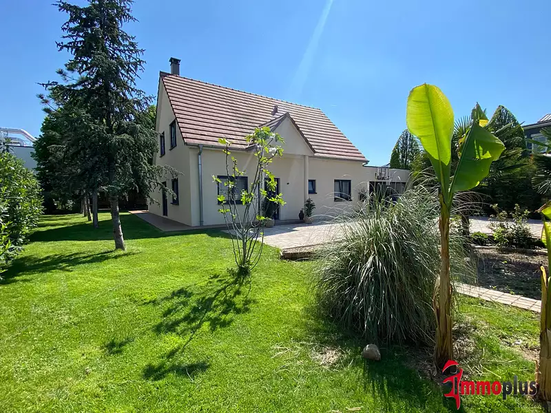 Maison, 200 m²