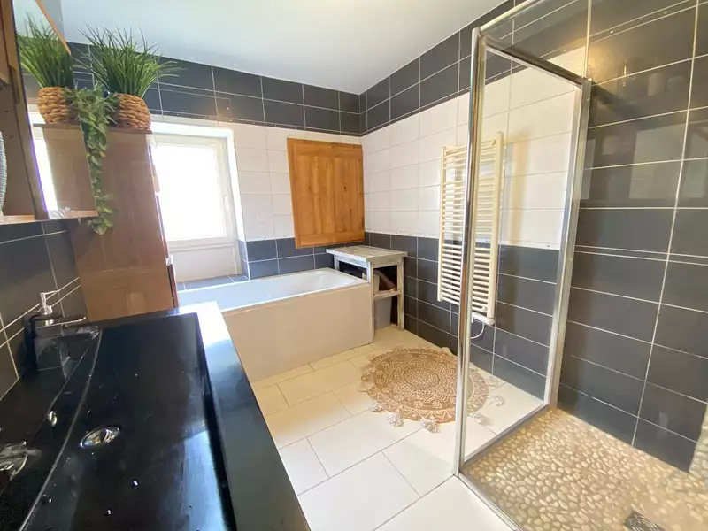 Maison, 170 m²