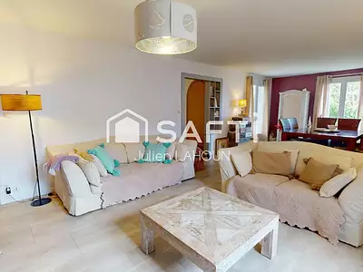 Maison, 204 m²