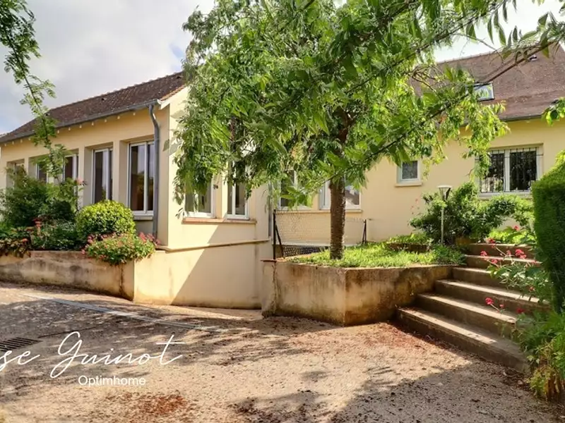 Maison, 258 m²