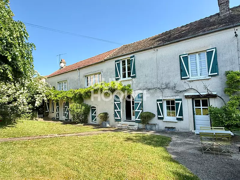 Maison, 245 m²