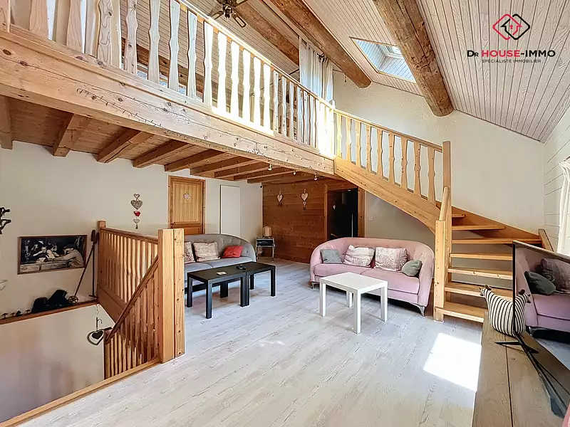 Maison, 166 m²