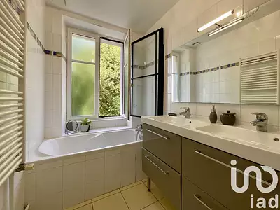 Maison, 224 m²