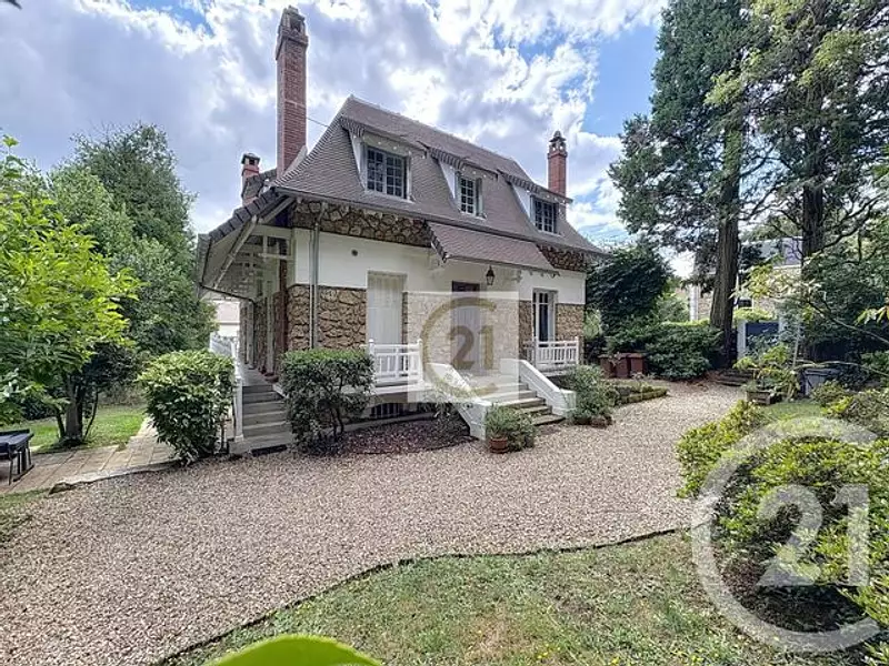 Maison, 237 m²