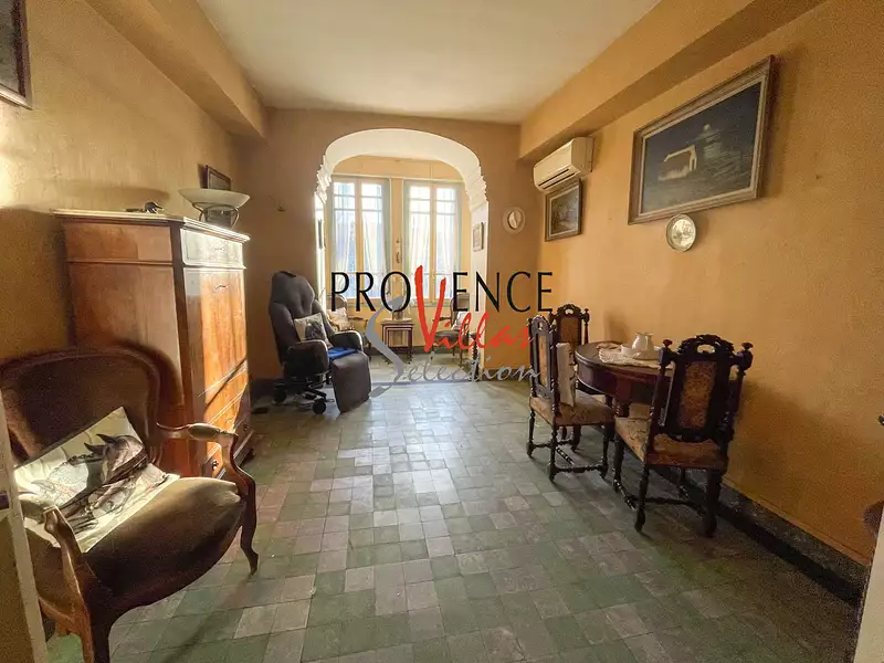 Immeuble, 420 m²