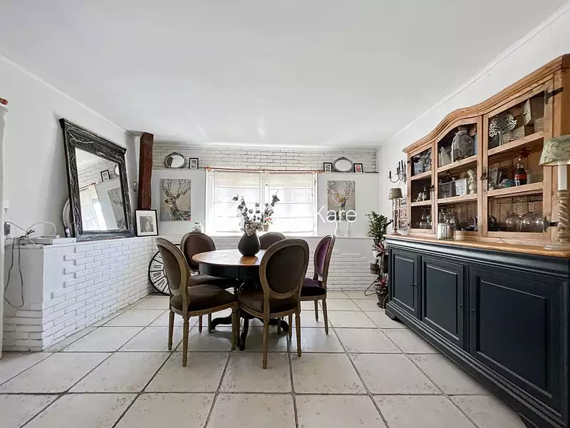 Maison, 165 m²