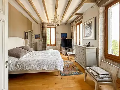 Maison, 885 m²