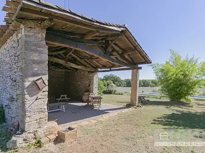 Maison, 248 m²