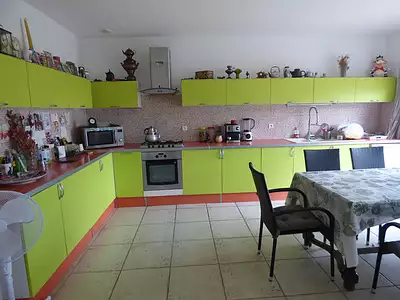 Maison, 280 m²