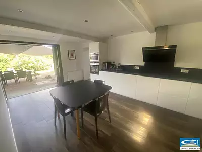 Maison, 159 m²