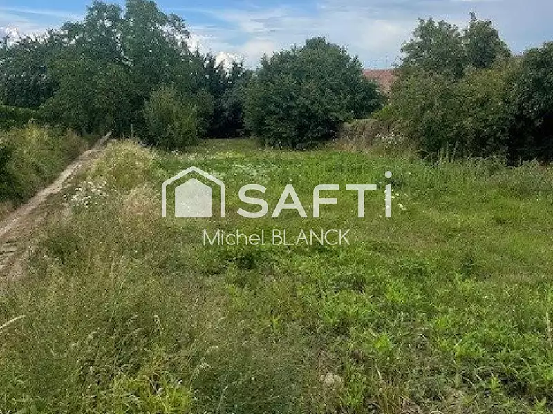 Terrain, 1 100 m²