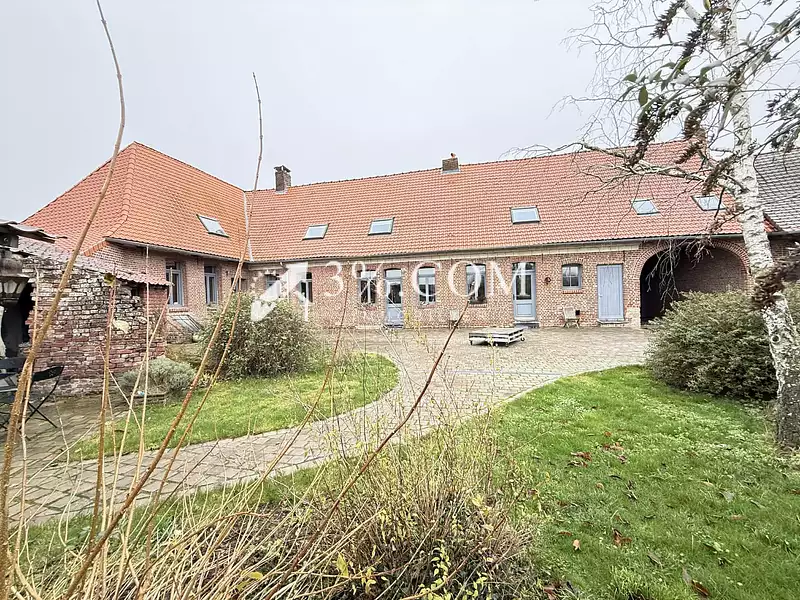 Maison, 291 m²