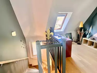 Maison, 216 m²