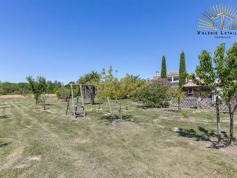Maison, 249 m²