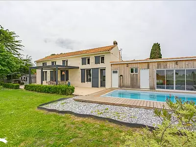Maison, 265 m²