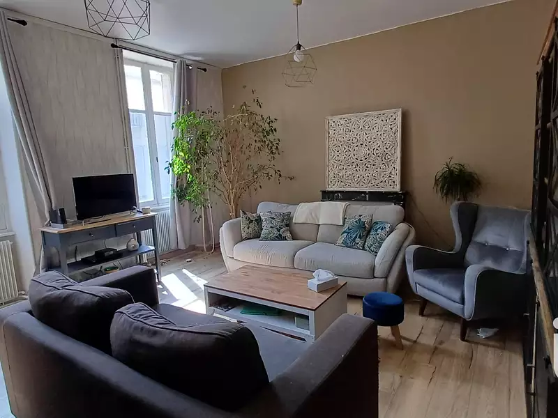 Maison, 250 m²