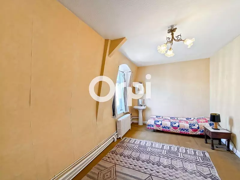 Maison, 246 m²